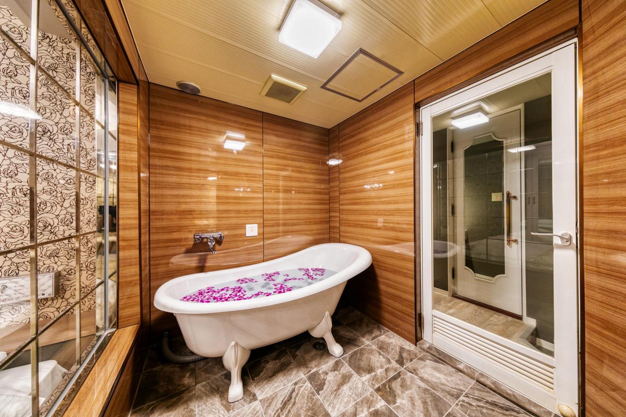 Hotel Luna Ibaraki (Adults Only) Exterior foto